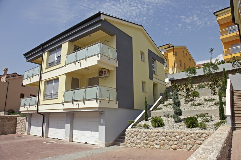 Crikvenica Croatia Properties